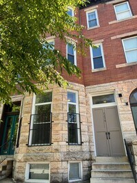 Building Photo - 2226 Callow Ave