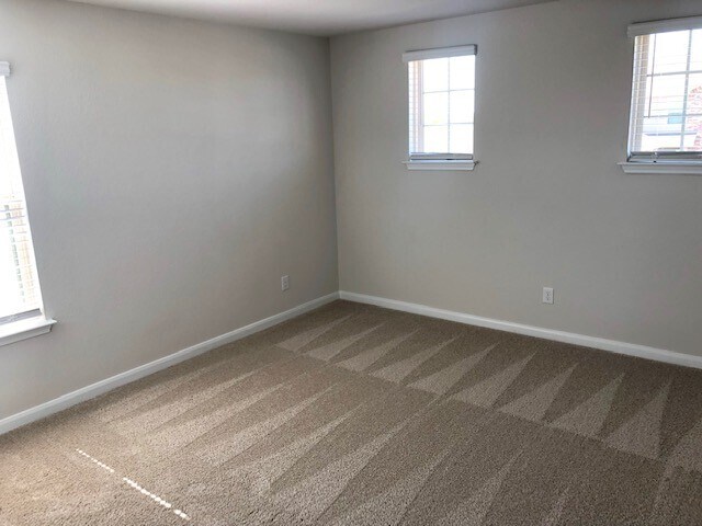 Building Photo - New Braunfels 4 bedroom