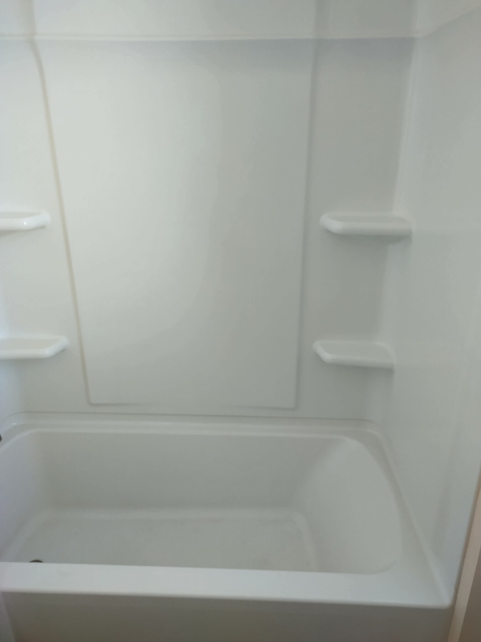 Bahttub - 337 N Queen St
