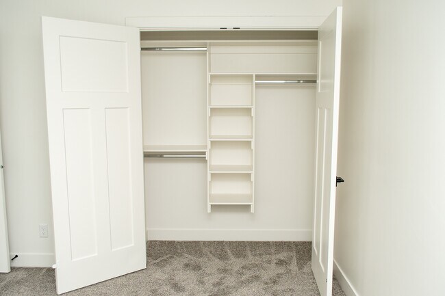 Building Photo - 876 S 340 E