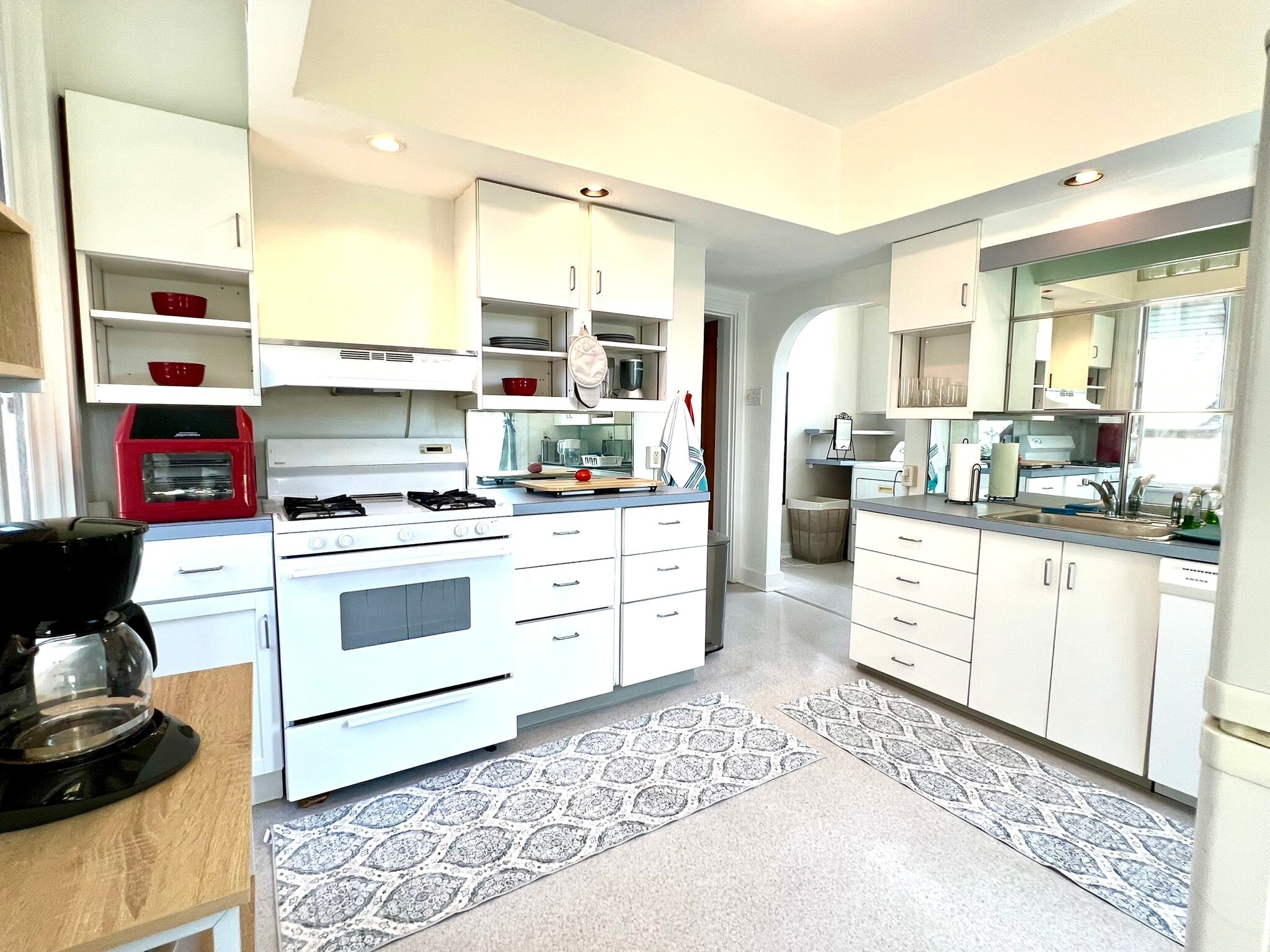 Gourmet chef's kitchen - 364 Lehigh Ave