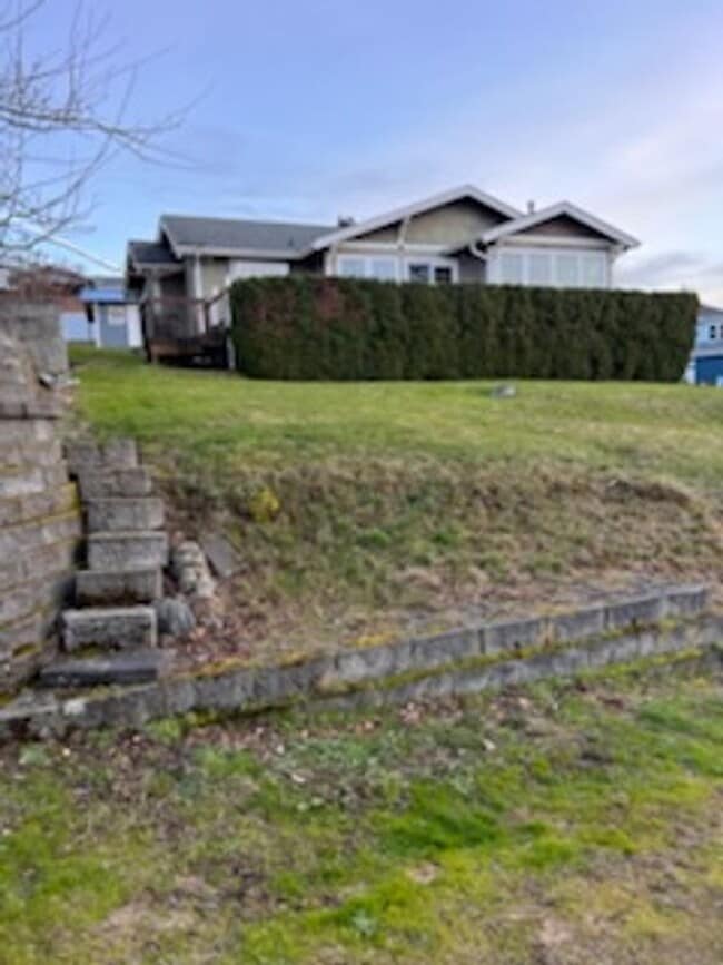 Building Photo - Lovely 2 bedroom home in Steilacoom