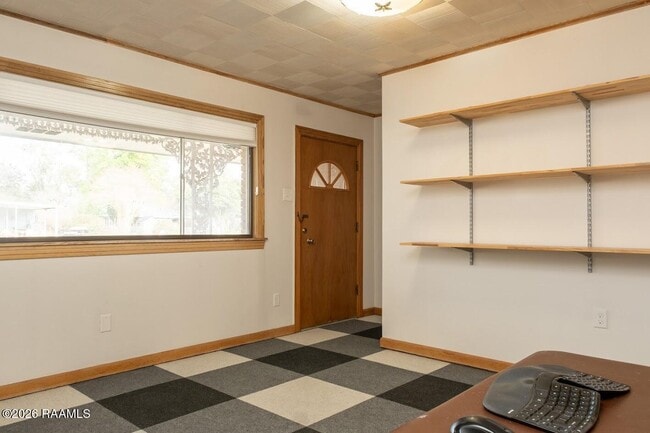 Building Photo - 118 S Demanade Blvd