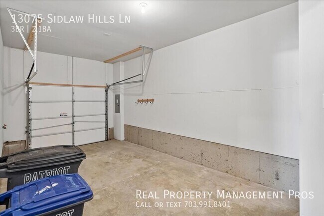 Building Photo - 13075 Sidlaw Hills Ln