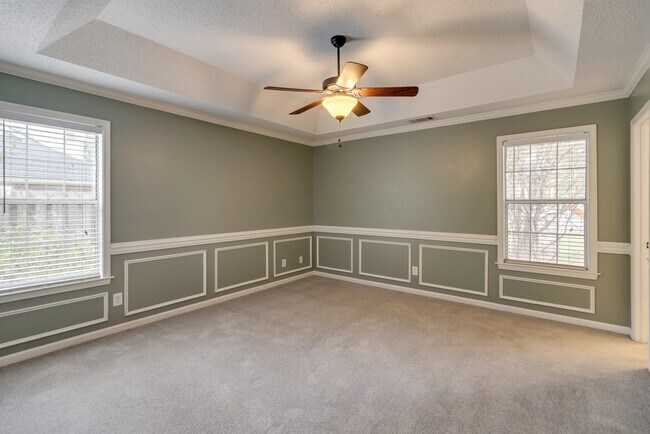 Building Photo - 397 Greenwich Dr