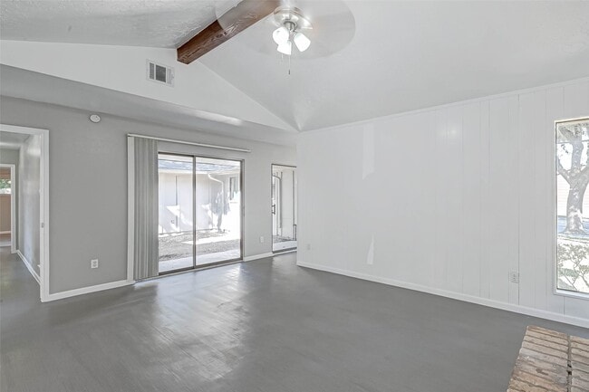 Building Photo - 4302 Wildacres Dr