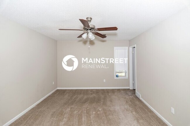 Building Photo - 5 Bedroom Pet-Friendly Home in Memphis, TN with Main Street Renewal