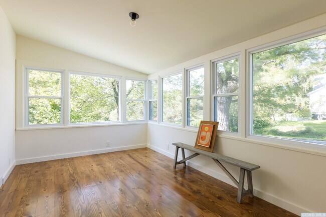 Building Photo - 85 Roundtop Rd