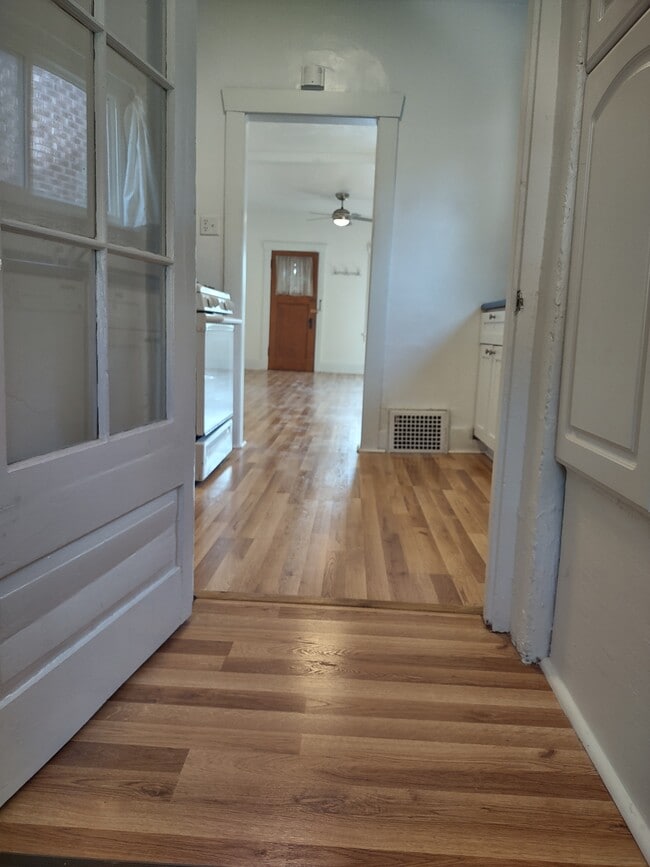 Building Photo - 3853 Julian St