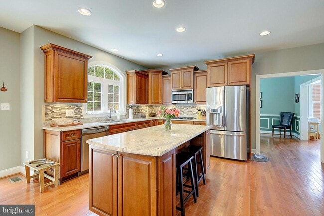 Building Photo - 3104 Lawrin Ct