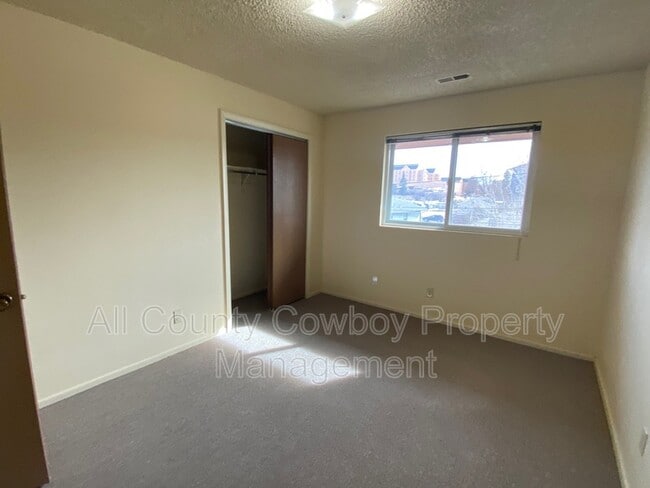Building Photo - 3314 Joanna Brunner St