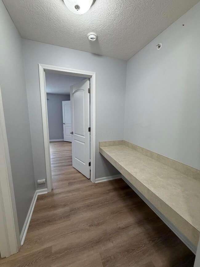 Building Photo - 7774 S Essex Gate Dr