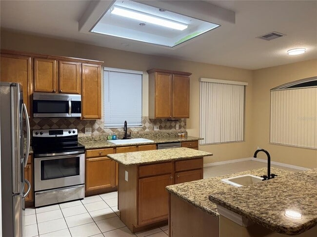 Building Photo - 2500 Trapside Ct