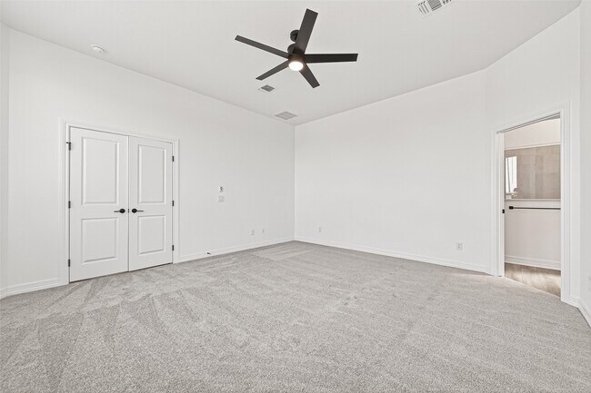 Building Photo - 5210 Hazel Vis Ln