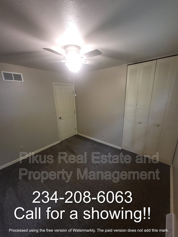 Building Photo - 3639 Albrecht Ave