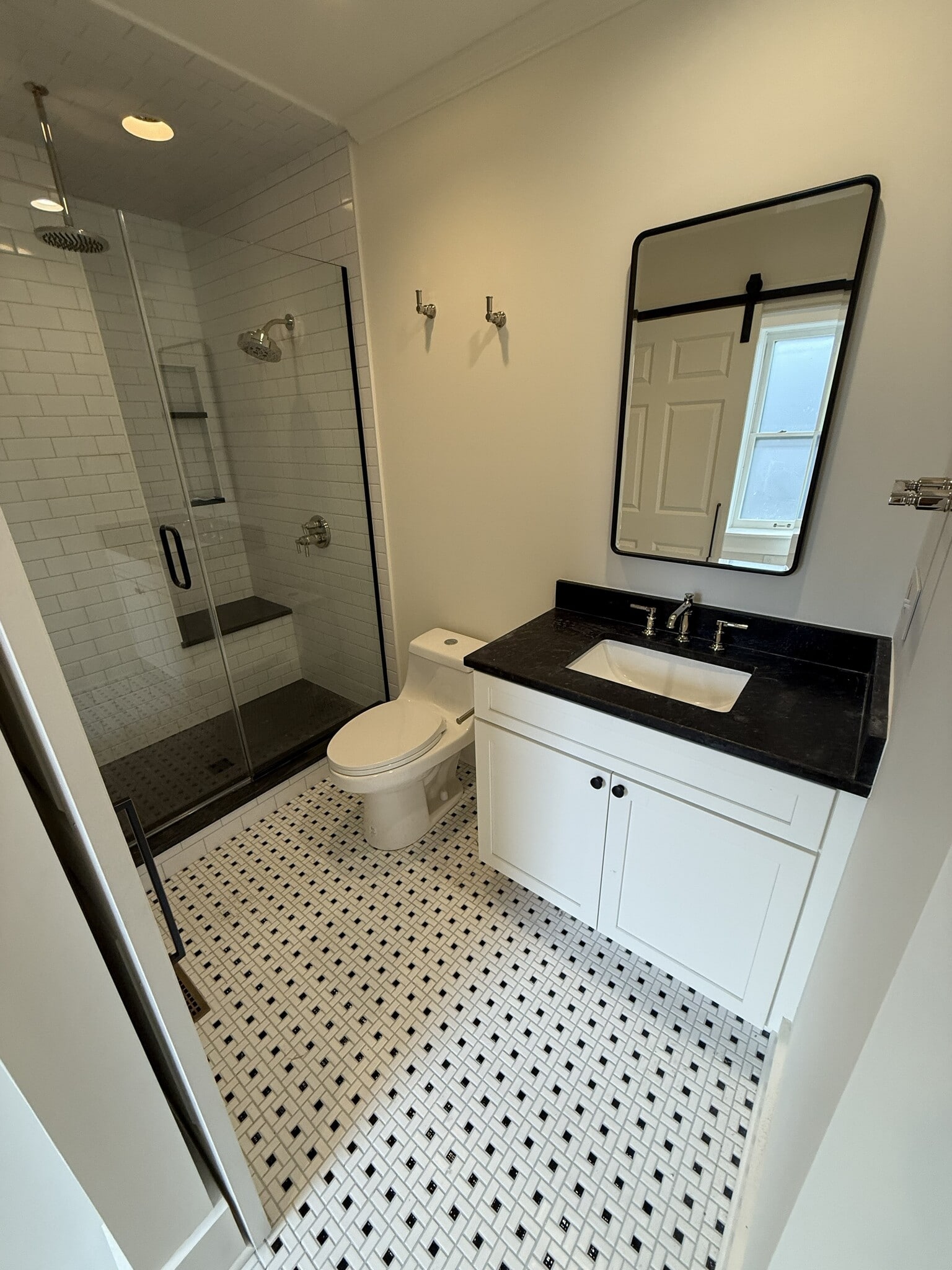 Building Photo - 678 Mohawk St