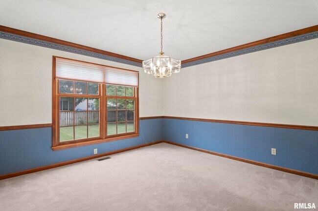 Building Photo - 1616 Hunter Ridge Dr