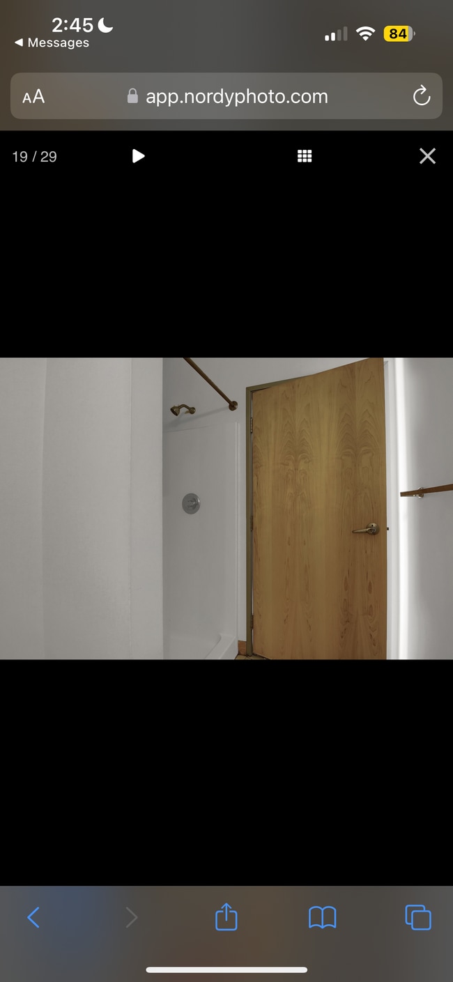 Building Photo - 2600 University Ave SE