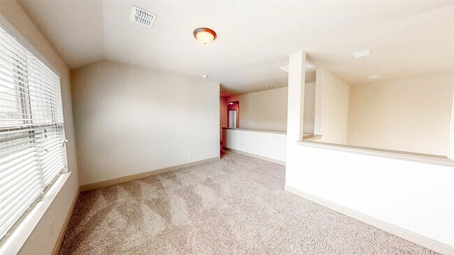 Building Photo - 941 Lake Meadow Ln