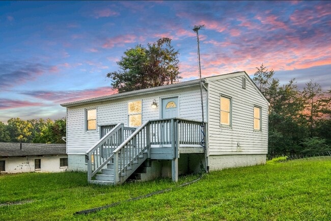 Building Photo - 8700 Robert E. Lee Drive