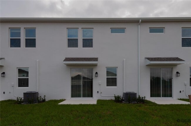 Building Photo - 3243 Laurent Lp