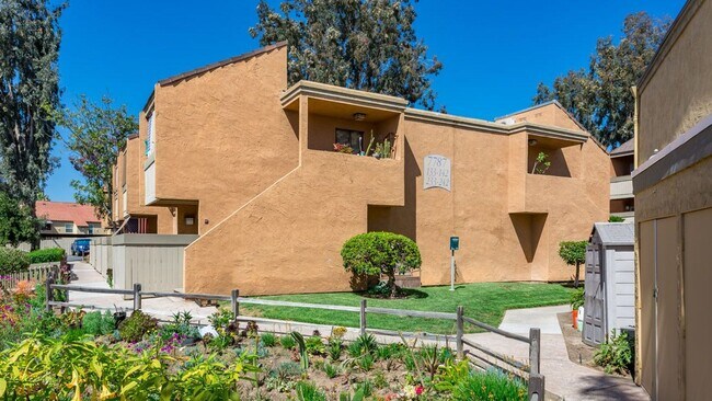Building Photo - Cute Condo at Mission Trails Villas!