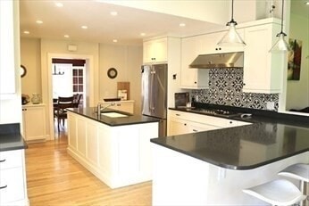 Building Photo - 12 Kilburn Rd