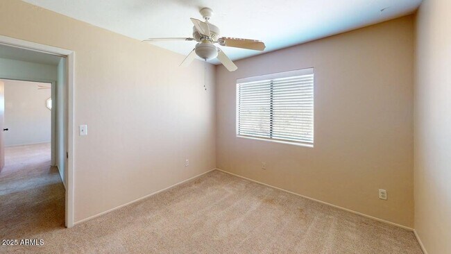 Building Photo - 5081 N Bear Canyon Rd