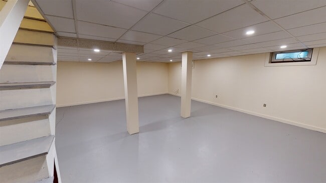 Building Photo - 30 Paul Ave