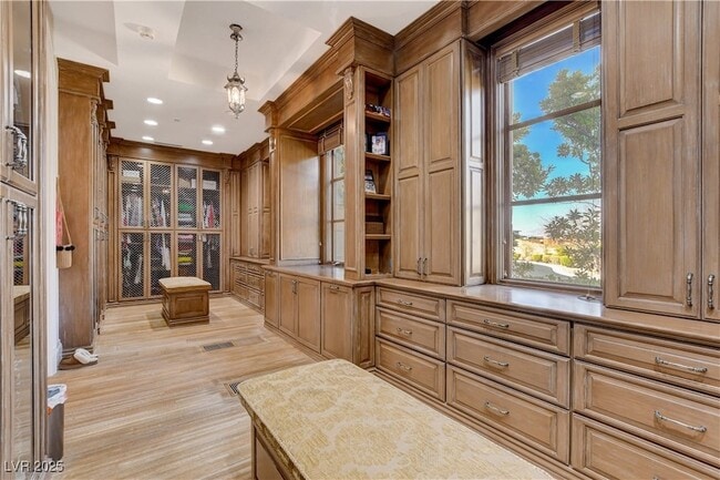 Building Photo - 11 Sable Ridge Ct