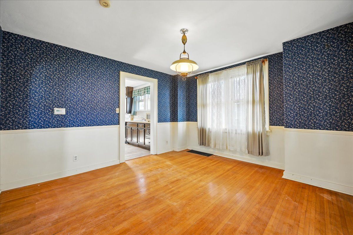 Building Photo - 3110 N Sherwood Ave