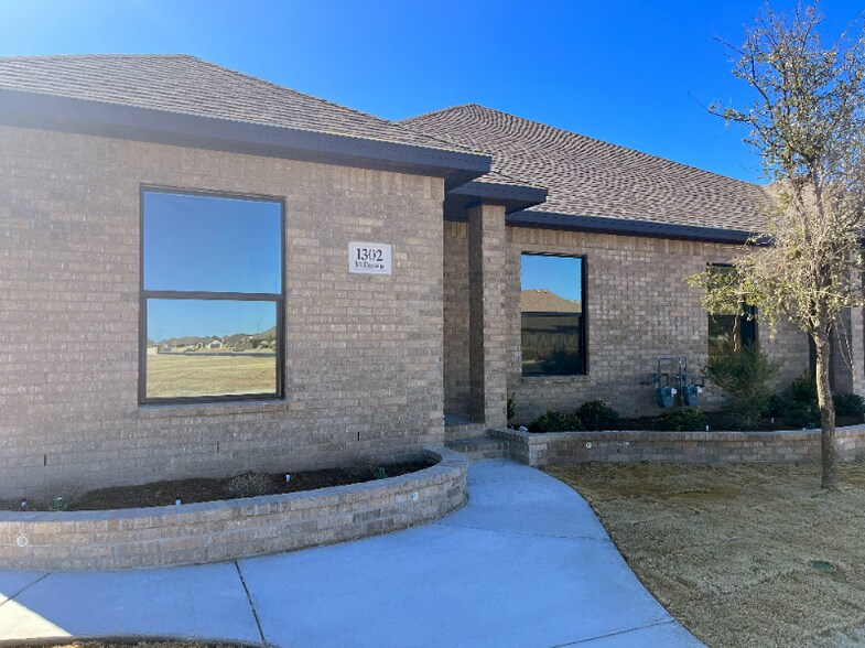 Building Photo - 1302 Milltown Rd