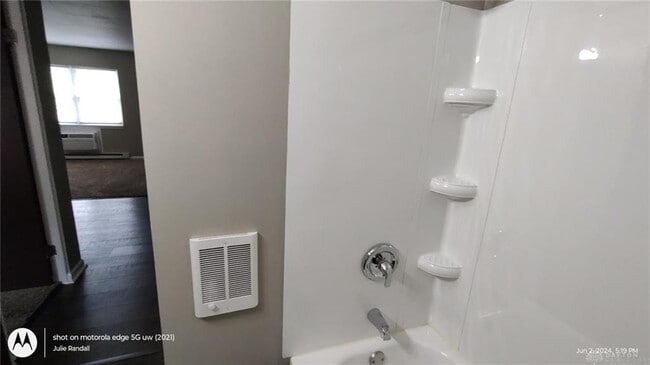 Building Photo - 4629 Far Hills Ave