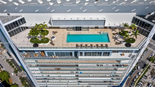 Building Photo - 1300 Brickell Bay Dr