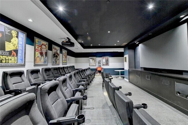 Building Photo - 3445 Stratford Rd NE