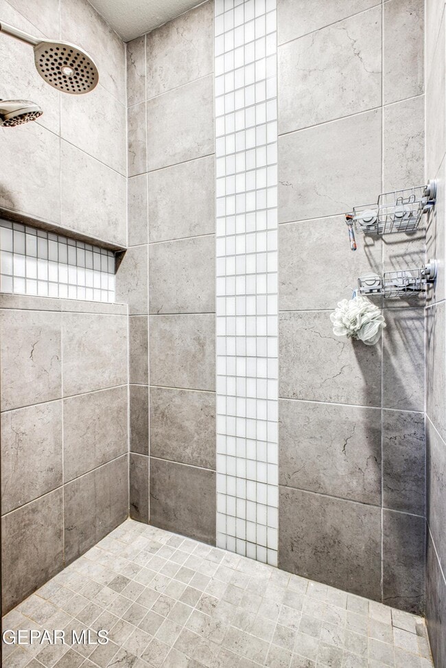 Building Photo - 1621 Sam Dominguez St