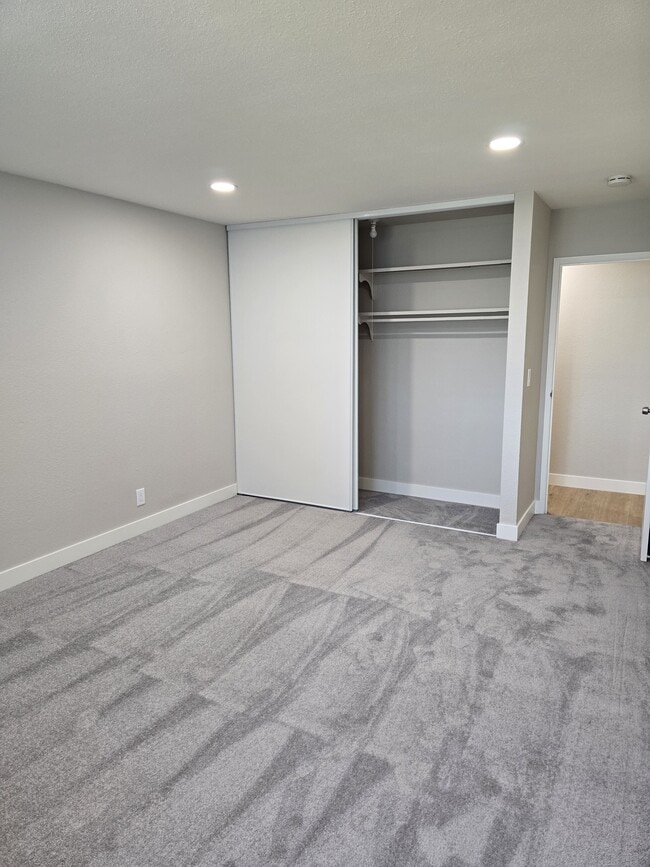 Floorplan - Crestview Apartments