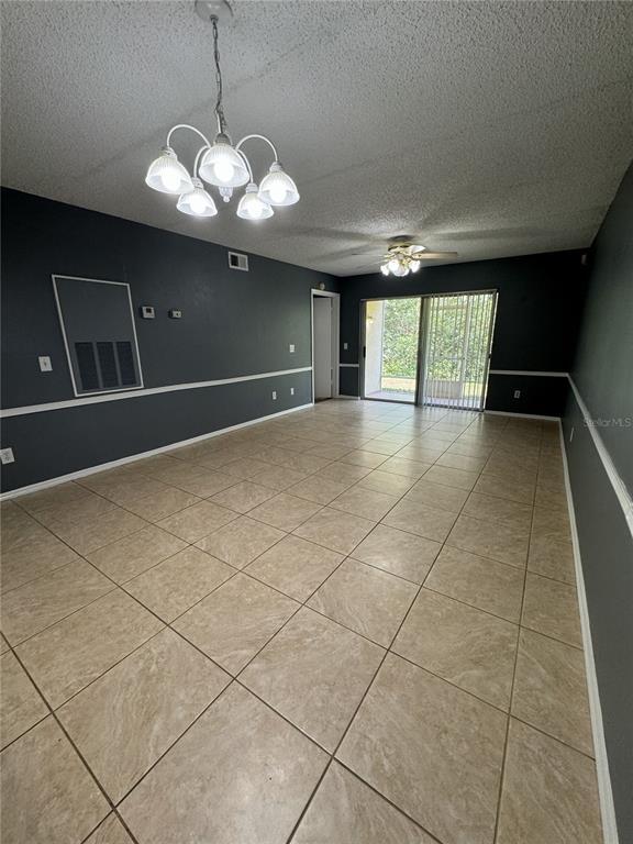 Building Photo - 13815 Timberland Dr