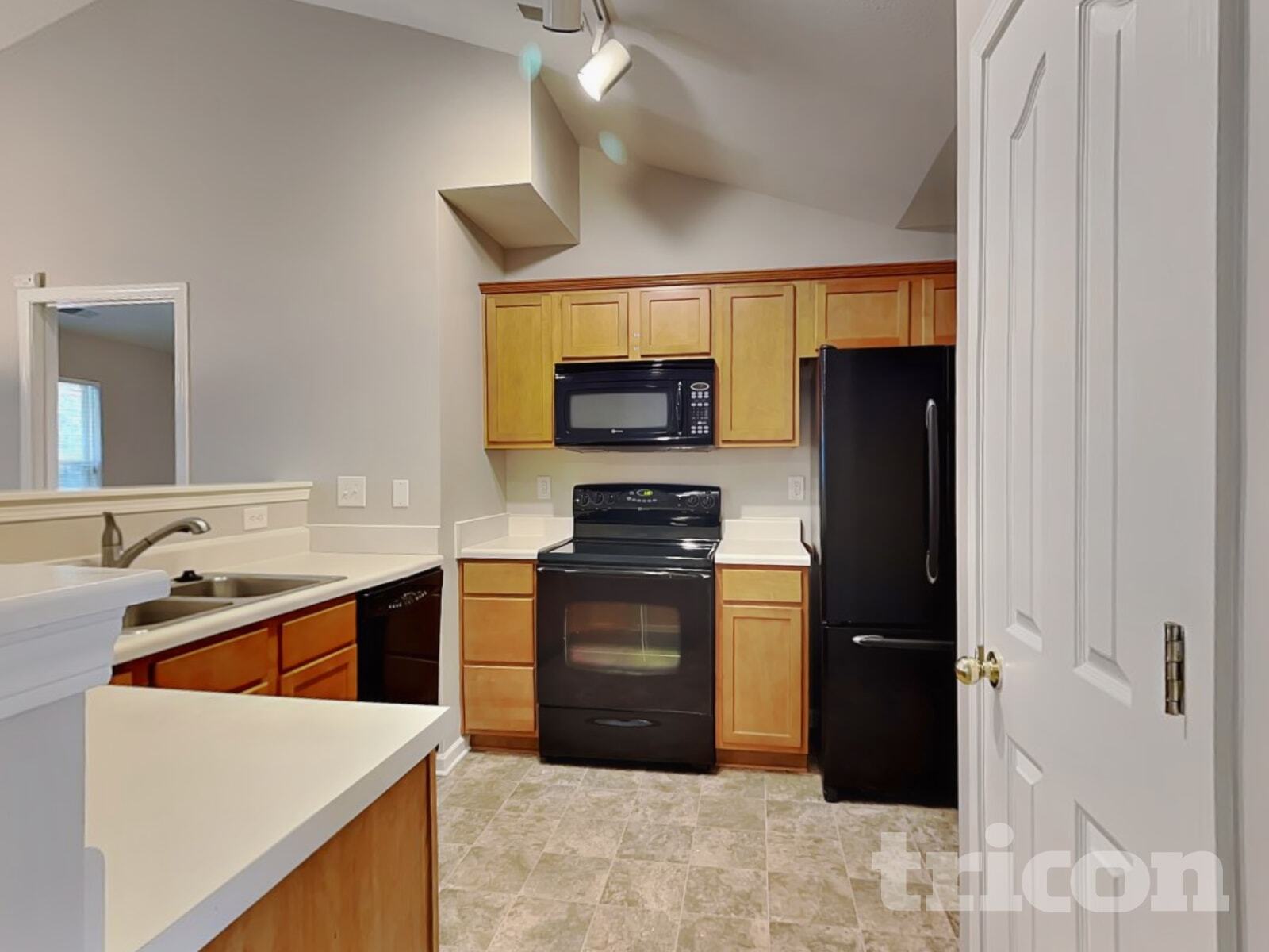 Building Photo - 142 Jacobs Woods Cir