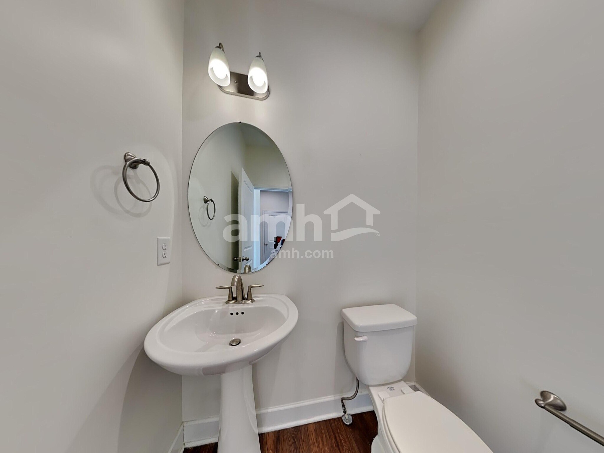 Building Photo - 4996 Chutney Dr