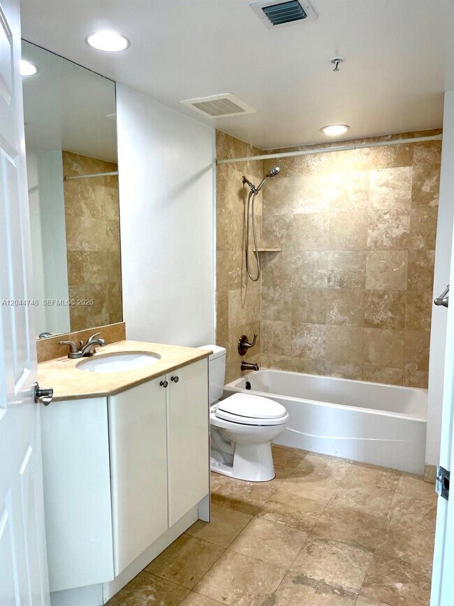 Building Photo - 1755 E Hallandale Beach Blvd