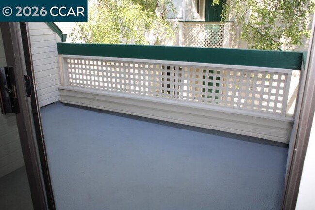 Building Photo - 3614 Stoneglen S