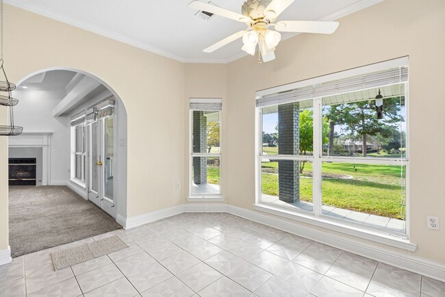 Building Photo - 83 Lake Lorraine Cir