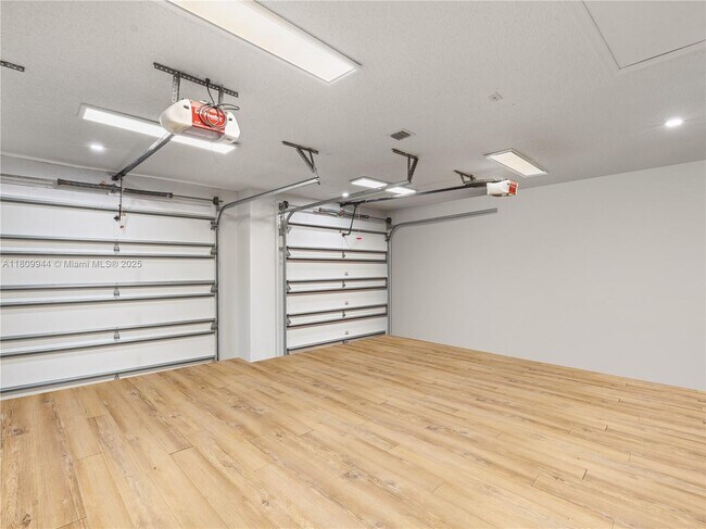 Building Photo - 6048 NW 30th Way