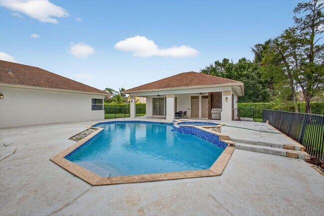 Building Photo - 1295 Longlea Terrace