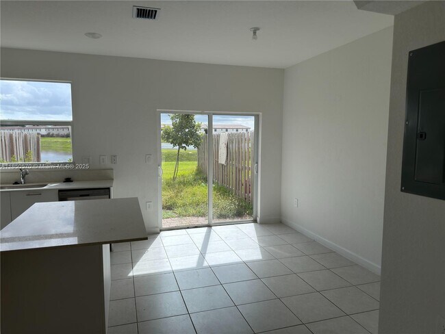 Building Photo - 2332 NW 125 St