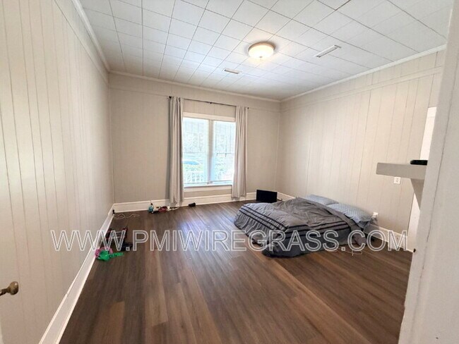 Building Photo - 550 Eufaula St