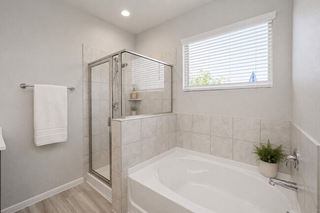 Building Photo - 101 Eliana Shores Dr