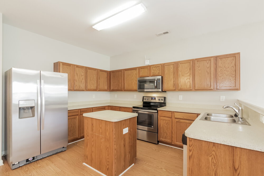 Building Photo - 7441 Mary Jo Helms Dr