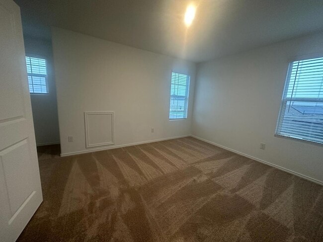 Building Photo - 361 Sonterra Dr